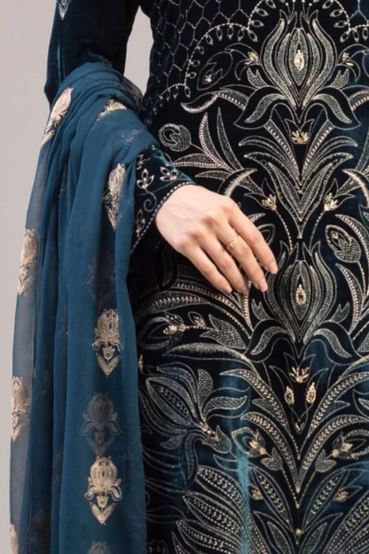 UNSTITCHED 3PC LINEN EMBROIDERED SUIT