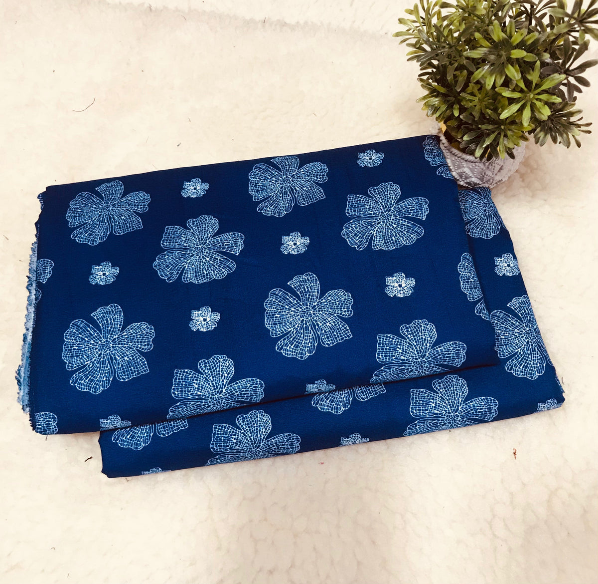 🌸FLORAL PRINTS – 2 PCS UNSTITCHED🌸