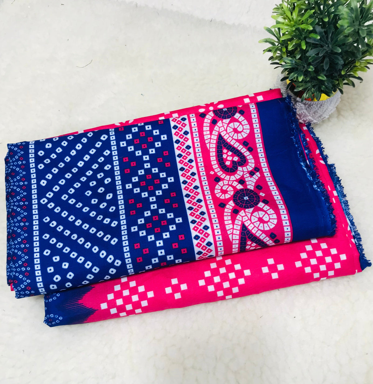 🌸FLORAL PRINTS – 2 PCS UNSTITCHED🌸