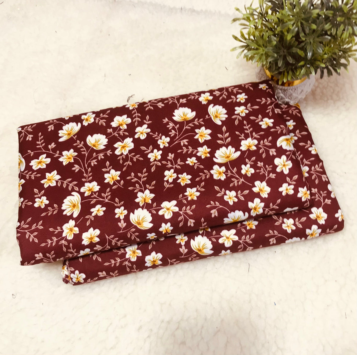 🌸FLORAL PRINTS – 2 PCS UNSTITCHED🌸