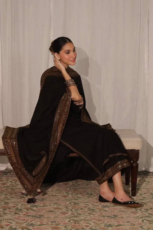 MAHAY KAMAL DHANAK EMB 3PC SUIT