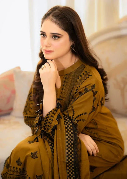 PREMIUM EMBROIDERED 3PC LAWN SUIT