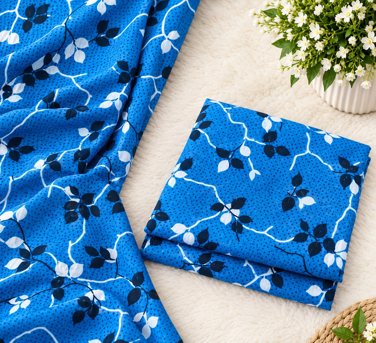 🌸FLORAL PRINTS – 2 PCS UNSTITCHED🌸