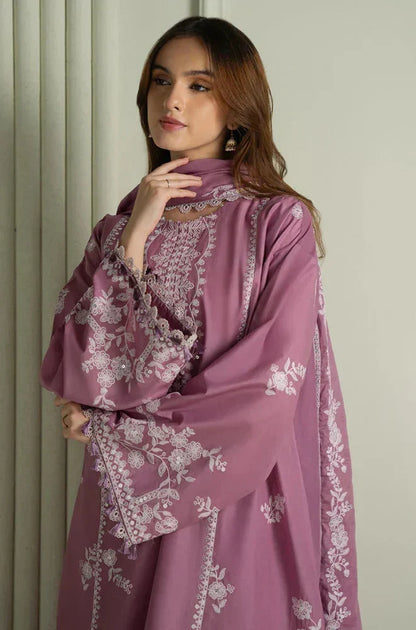 SIGNATURE LAWN EMBROIDERED 3PC SUIT