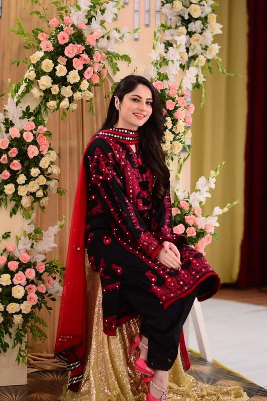 MAJESTIC EMBROIDERED 3PC LAWN SUIT