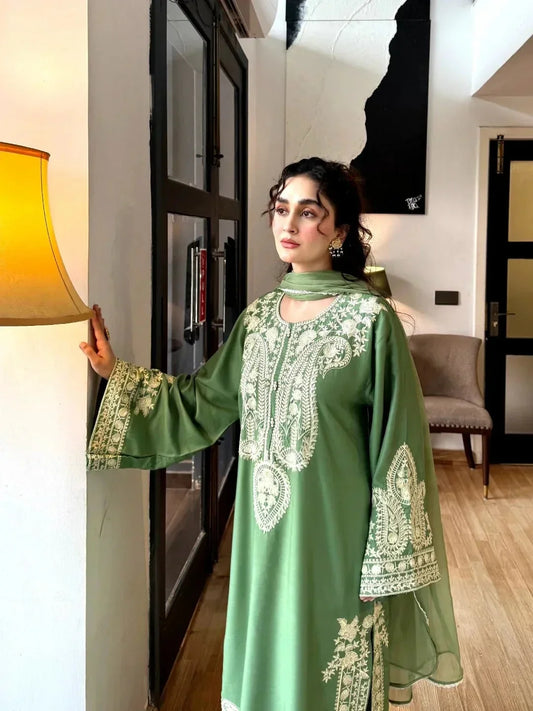 ROYAL EMBROIDERED LAWN 3PC COLLECTION
