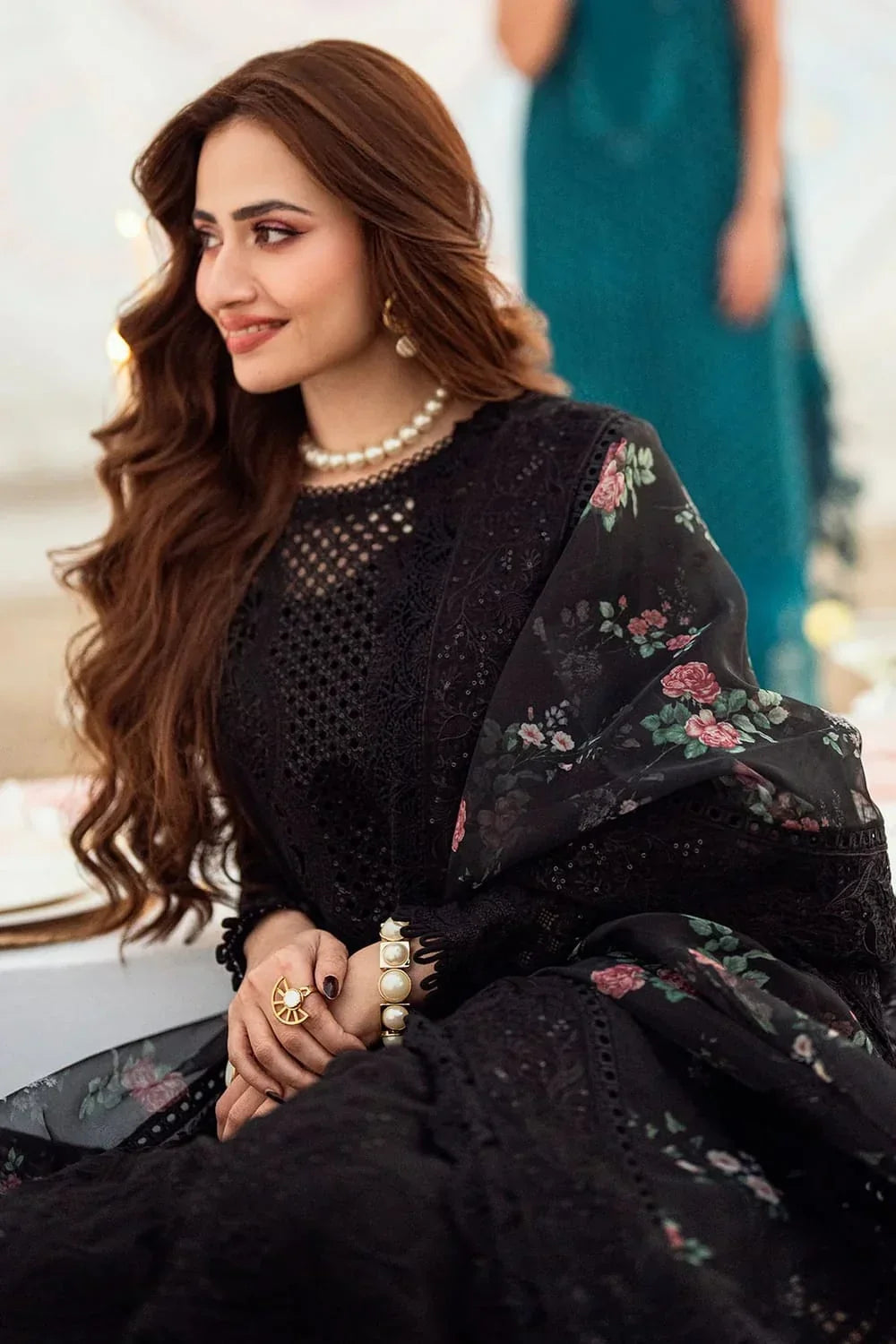 ROYAL EMBROIDERED LAWN 3PC COLLECTION
